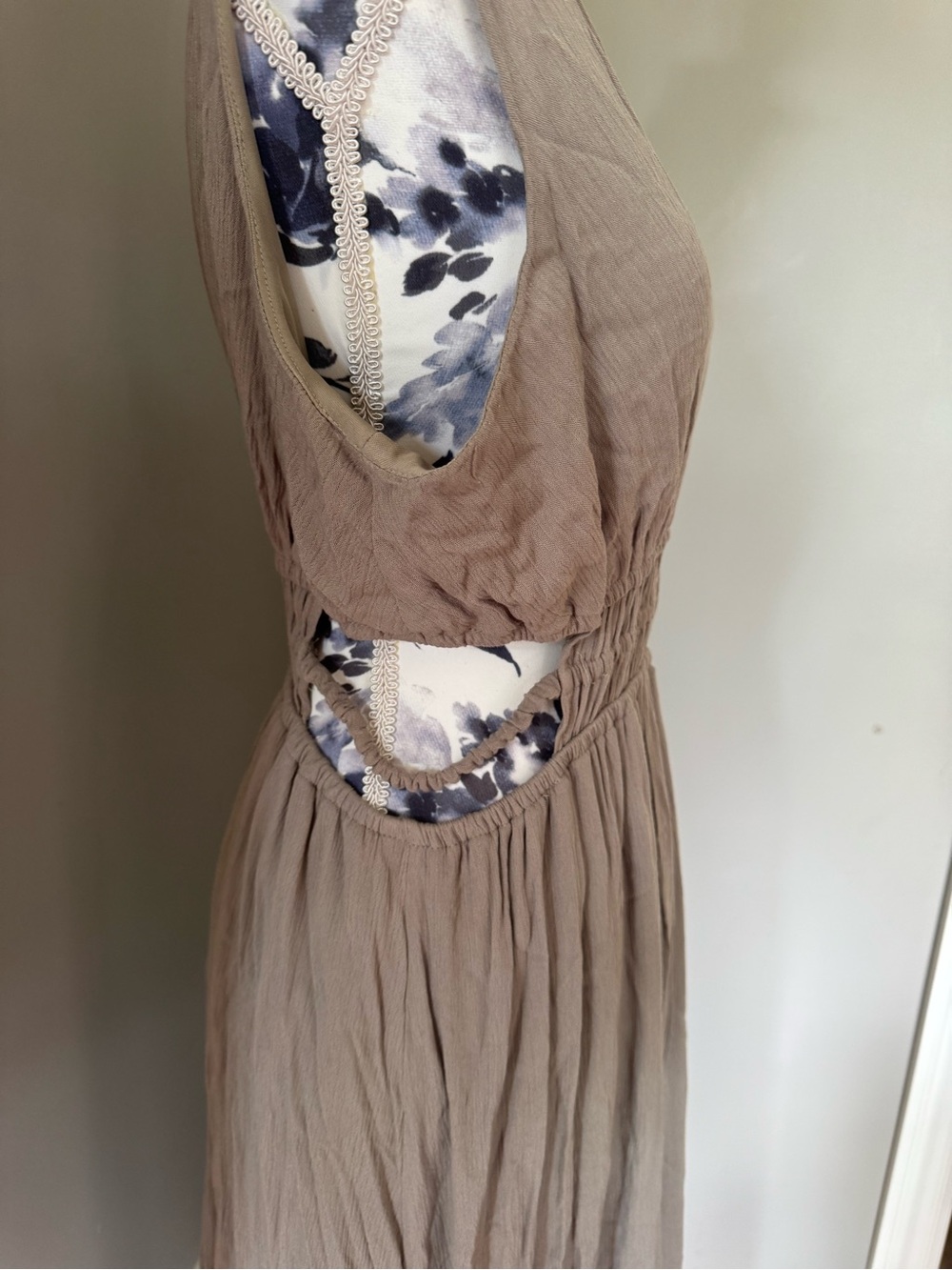 Lilly Morgan Taupe/Beige V-Neck Smocked Maxi Dress With Cut Outs - Picture 3 of 7